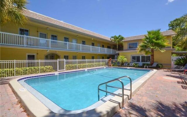 Waves 10 - Two Bedroom Condo