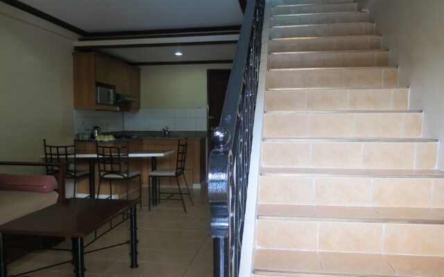 Crown Regency Residences Davao Hotel