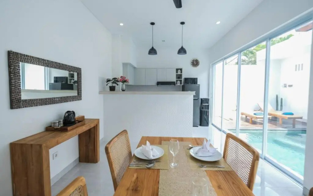 Villa Akmali Seminyak Drupadi 2 Bedrooms w/Pool 5mins to Beach – Guest Rooms – Kuta
