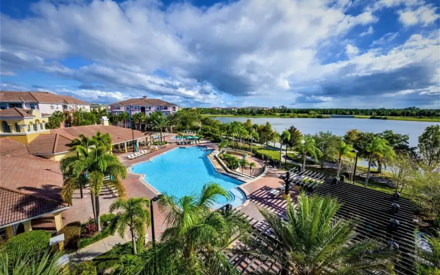Vista Cay Resort By Millenium