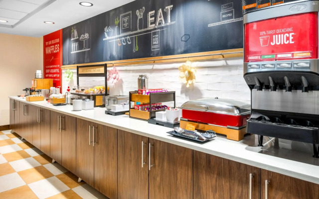 Hampton Inn Grand Rapids-North