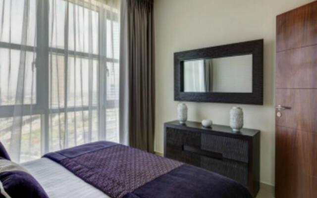 Stand Point (Tower B)