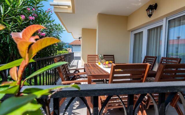 Apartments Makora