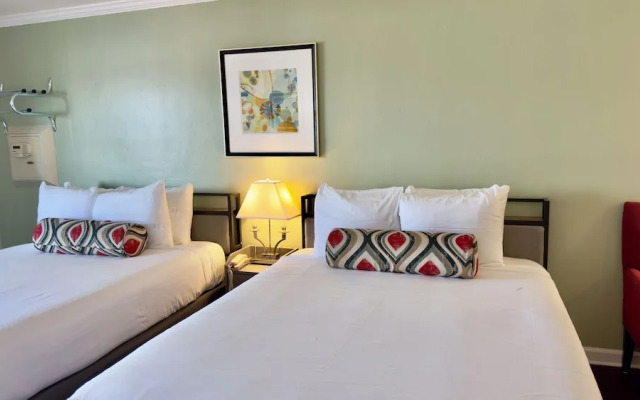 Marina Village Inn