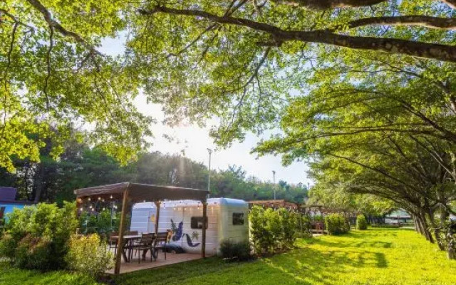 Bon Chill Glamping By Cosmos Oasis
