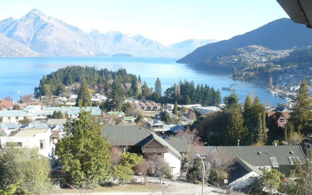 Balmoral Lodge