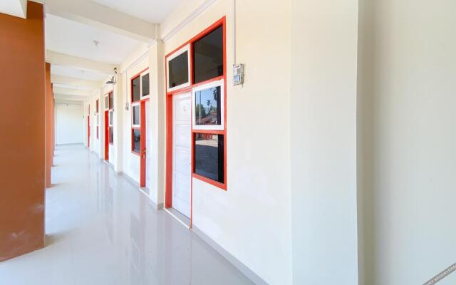 Falah Residence Syariah by OYO Rooms