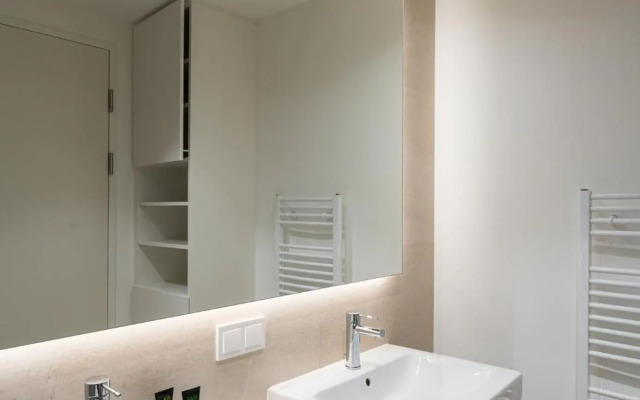 Vienna Residence, Marina Tower - Danube