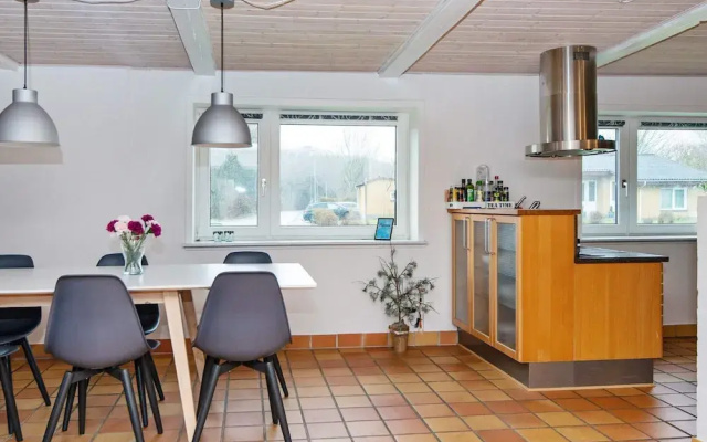 4 Star Holiday Home in Henne