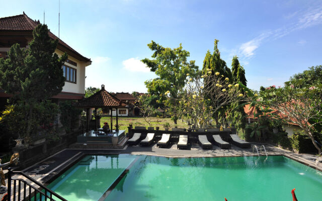 巴厘岛艾里乌布必司马32酒店(Airy Premier Ubud Bisma 32 Bali)