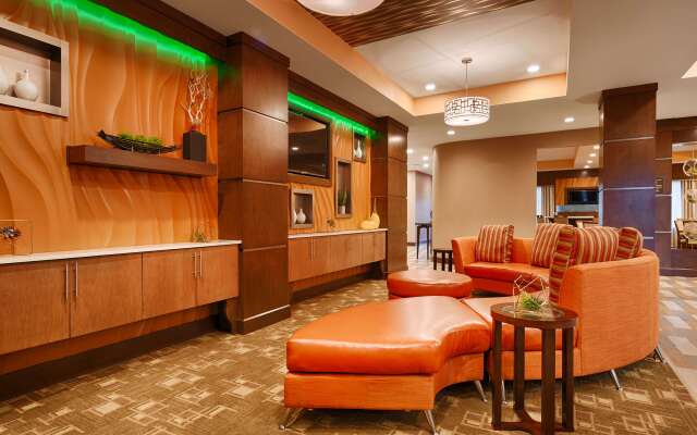 Best Western Plus Flatonia Inn