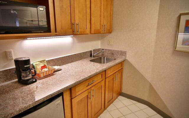 Aston at the Executive Centre Hotel