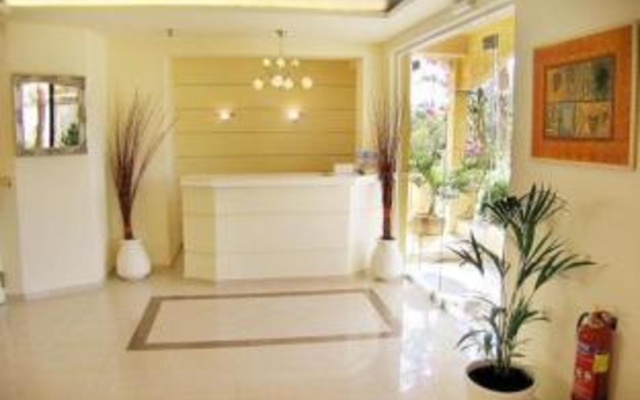 La Stella Suites