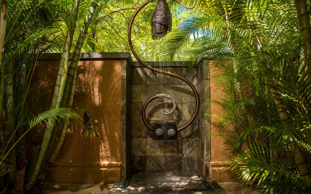 Shanti Maurice Resort & Spa