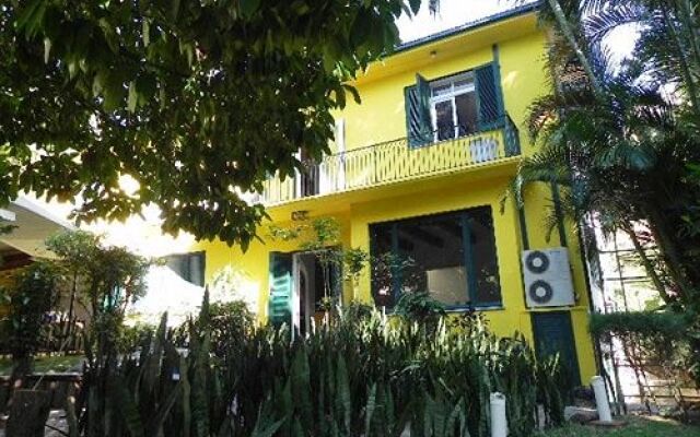 Corcovado Rio Hostel B&B