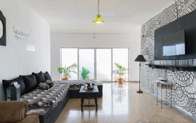 Pandora Hostel
