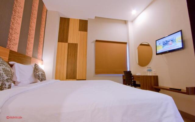 Splash Hotel