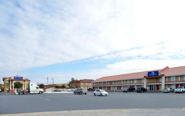 Americas Best Value Inn Tulsa at I-44