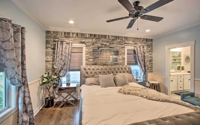 2 Mi to Downtown: Luxe Greenville Retreat!
