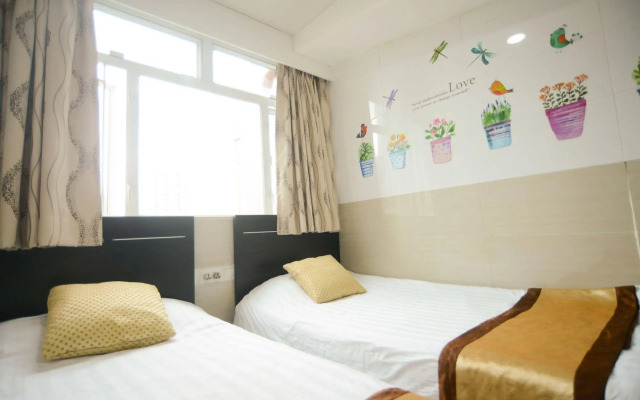 8 Days Boutique Hotel