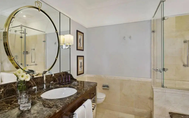 Al Habtoor Palace Hotel