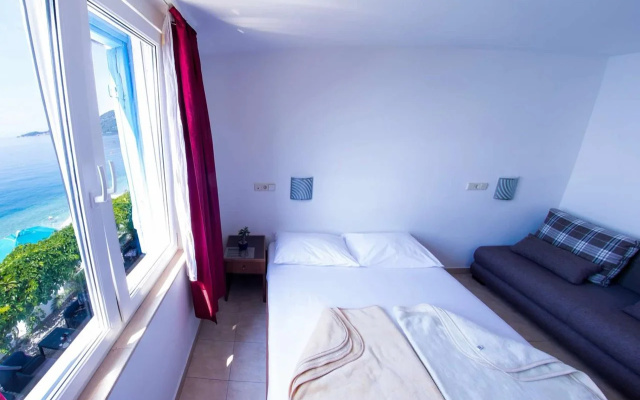 Beach Hotel Plaza