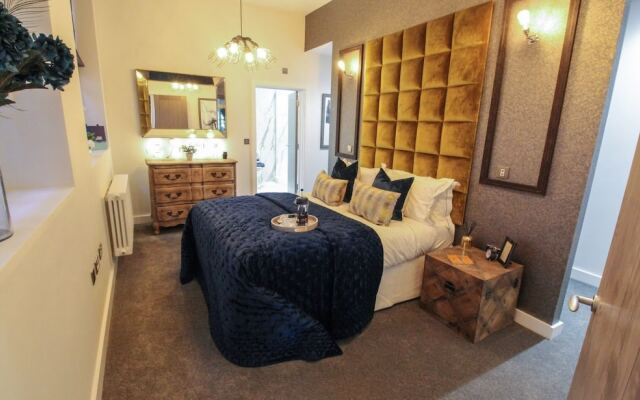 TP Apartments - Great Charles Penthouse