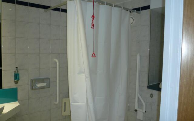 Holiday Inn Express Oxford-Kassam Stadium by IHG