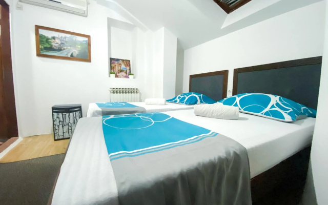 Boutique Villa 84