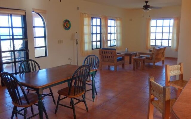 La Ventana Casa Vista Royal