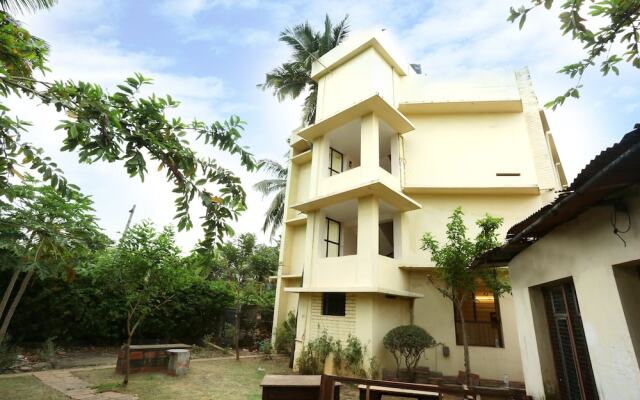 OYO 15150 Sunday Bed & Breakfast