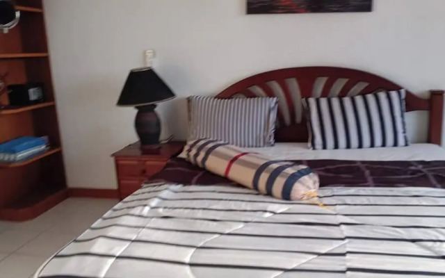 Sombat Condo Seaview 1 Bedroom