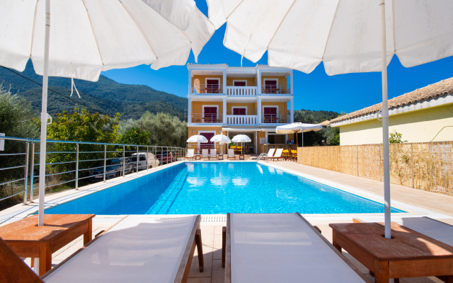 Summertime Inn