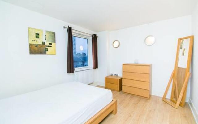 Millharbour Apartments