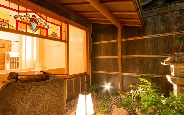 Le Machiya Rokkaku Suite