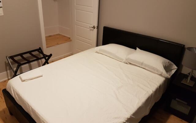 Le St Denis 2 bedrooms - mtlFlats