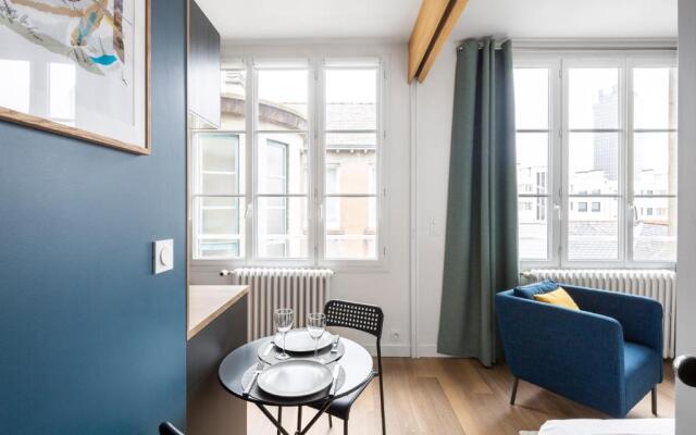 Le Cinq by Cocoonr