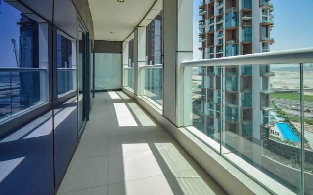 Business Bay Paramount Towers 1BR
