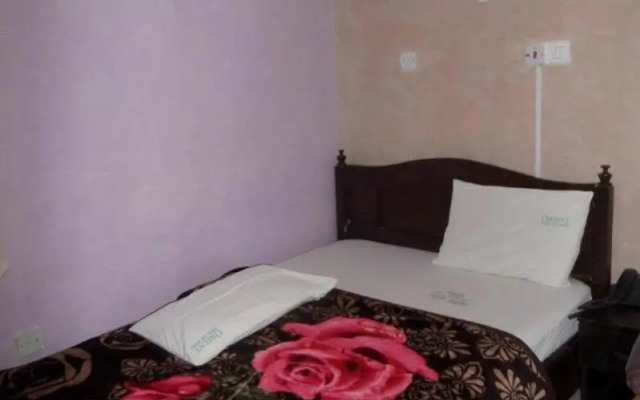 Orient Hotel & Plaza