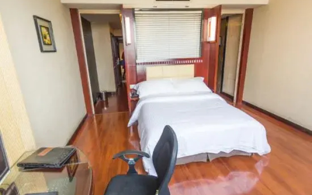 Puyang Buwei Hotel