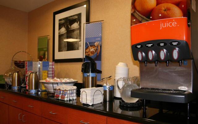Hampton Inn Belle Vernon