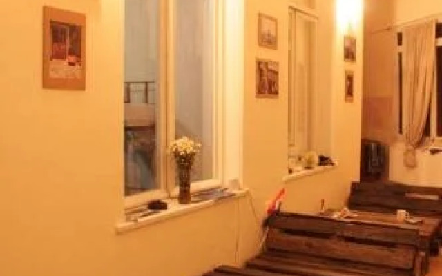 Squirrel Hostel Tbilisi