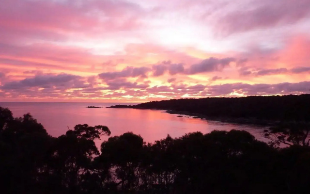 THE LOFT @ Bay of Fires Seascape