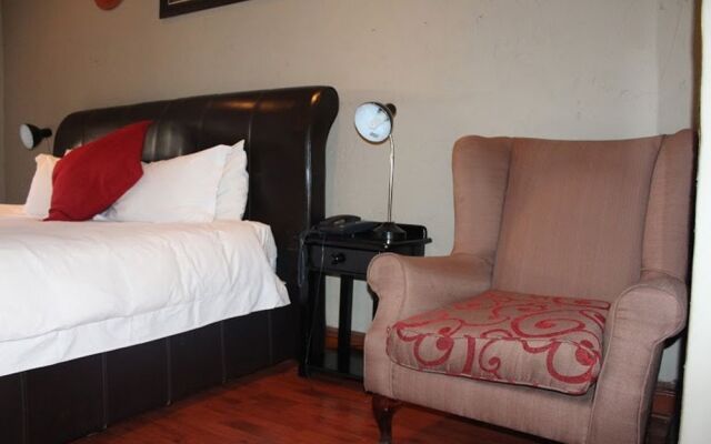 Flamboyant Guest Lodge