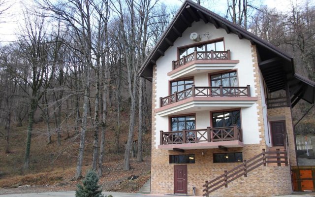 Cottage Krasnaya Polyana