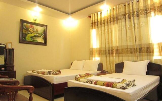 Phuong Hoa Hotel