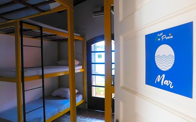 Na Praia - Family Hostel & Coworking #napraiaconnection