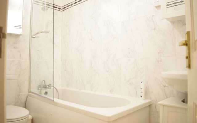 Cosy 1 Bedroom Apartment With Amazing View