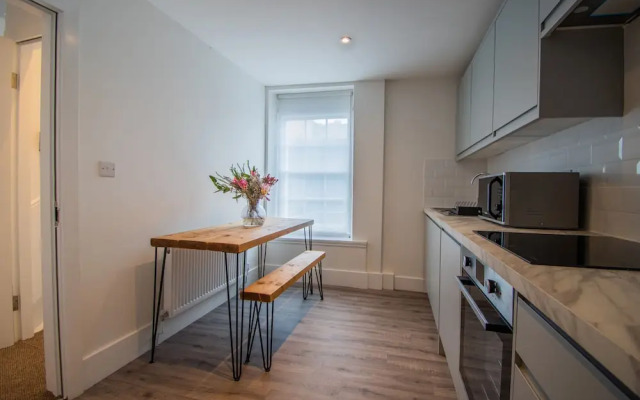 2 Bedroom Flats in Covent Garden