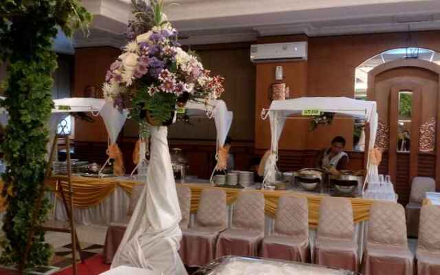 New Siliwangi Hotel & Restaurant